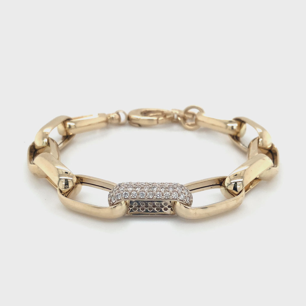 Paperclip Chain Link With Pave Diamond Set in 14 kt Yellow Gold Bracelet