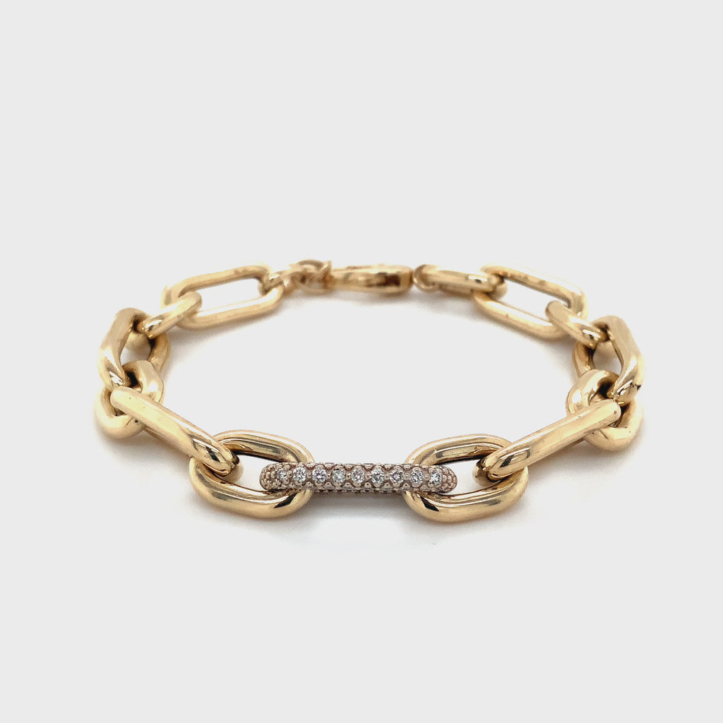 Paperclip Chain Link With Pave Diamond Set in 14 kt Yellow Gold Bracelet