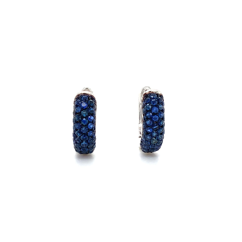afarin collection pavé blue sapphire huggies earring 18k white gold and black rhodium finished.