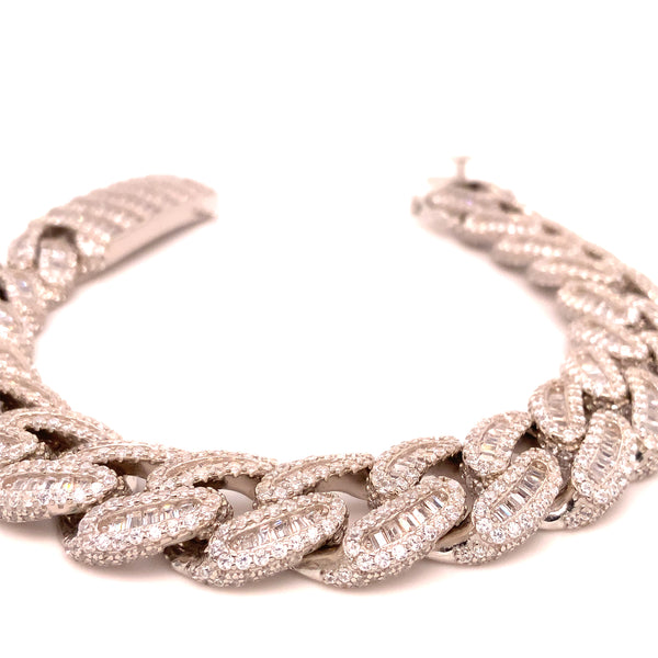 sterling silver 8.5 cz  bracelet with baguettes and brilliants paved in a curb link 13  mm wide