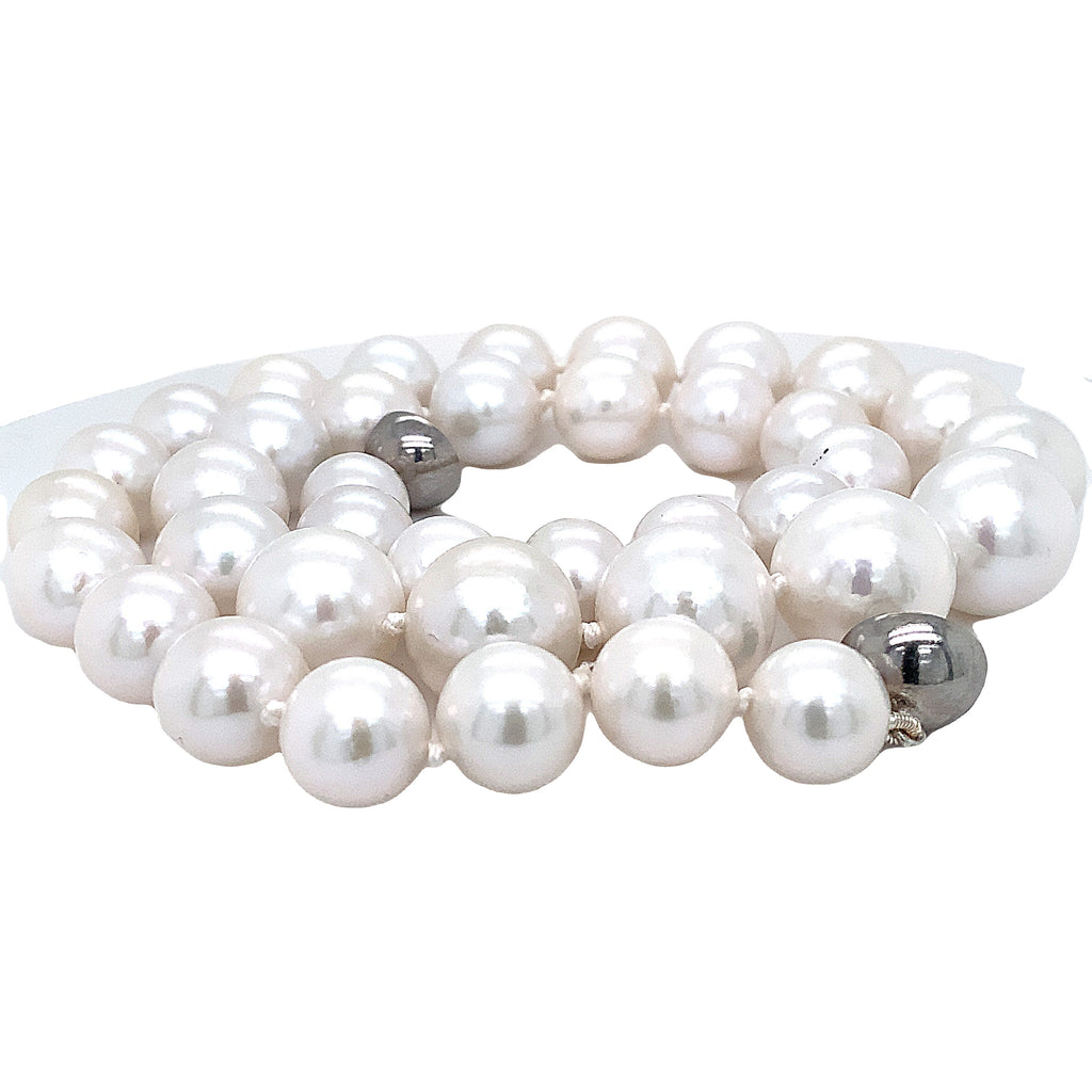 cultured freshwater pearl strand with magnet clasp 18" long