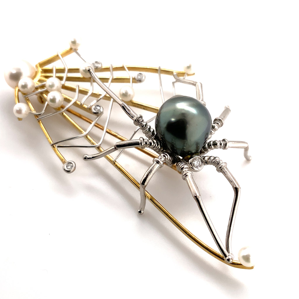 Alishan Limited edition Platinum and 18 kt Gold Spider & Web Pearl