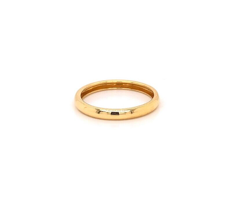 classic stackable wedding band 18k yellow gold 1.5mm