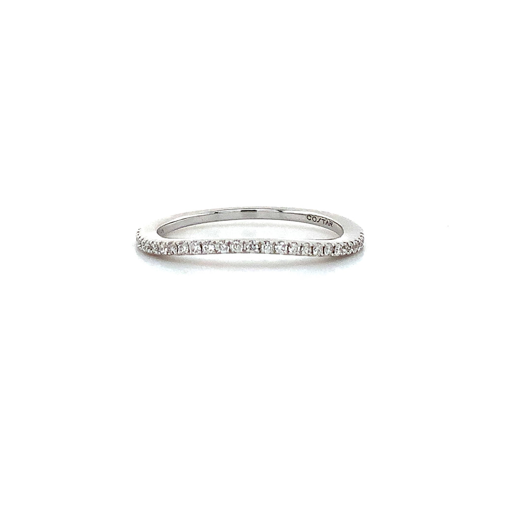 diamond curved wedding band in 14 kt white gold